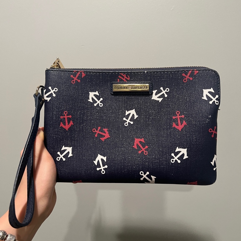 Tommy Hilfiger Navy Anchor Wristlet